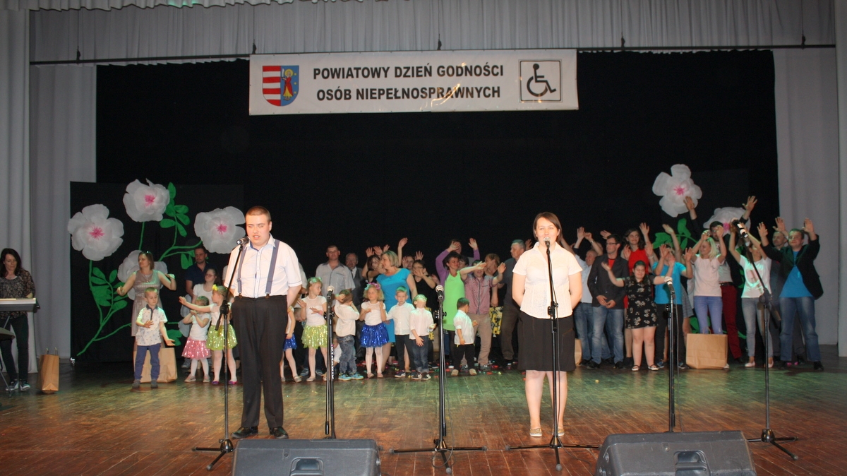 Zdjęcie archiwalne. IX Powiatowy Dzień Godności Os&oacute;b Niepełnosprawnych w Opocznie  19/05/2017